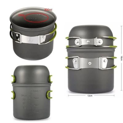Een handige niet-stick pot set voor koken en kamperen