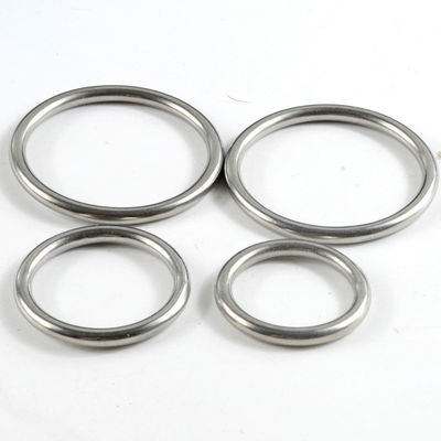 Roestvrij staal O Ring Metal 20mm 25mm 30mm Gebruikt voor handtas of hondenkraag ZXD46 Voordeel